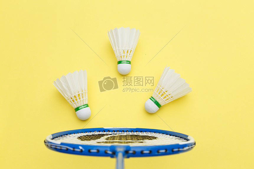 特别是男子 特别是男子